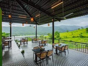 The Hosteller Panshet