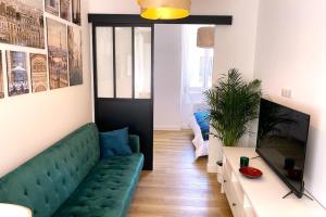 06AN - Beautiful apartment in the heart of Old Antibes