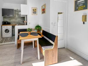 Studio Chic et Moderne avec Vue sur la Seine