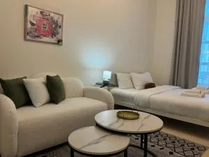 Ashri Holiday Homes Apartment in Dubai Production City - Dubai