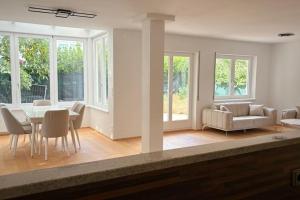 Traum Villa mit Weingartenblick!