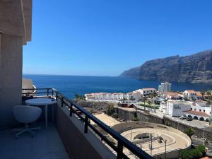 4 bedroom penthouse 180 m2 Huge private patio with spectacular views