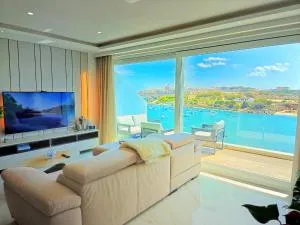 Luxury Living - Seafront Haven in Sliema - Malta - Msida