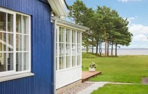 3 Bedroom Beautiful Home In Thyholm - Hvidbjerg
