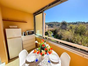 Appartements Coquet studio dans residence avec piscine Sanary : photos des chambres