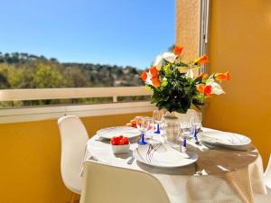 Appartements Coquet studio dans residence avec piscine Sanary : photos des chambres