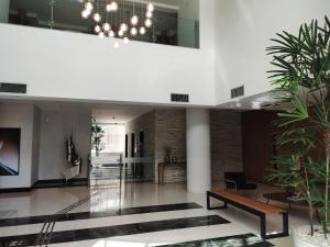 Biarritz Hplus Long Stay