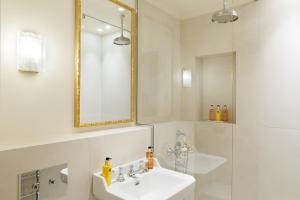 Appartements Pick A Flat-s Apartements with services in Louvre - Rue des Halles : photos des chambres