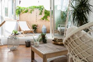 Appartements LESEHAN APPARTEMENT AIGUES MORTES Vue Remparts : photos des chambres