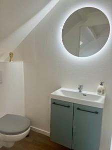 Appartements Casa Viasud #2, #3 & #4 - 3 jolis T2 climatises - Centre Brive & Proche Gare : photos des chambres