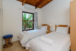 San Lameer Villa 3120 - 3 Bedroom Classic - 6 pax - San Lameer Rental Agency