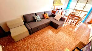 Enjoy Lisbon Cascais Sintra 1200 metres to metro blue line Sintra Rail line Free Parking