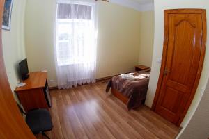 Lucia with Self Check-in