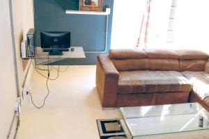 2-4 Sleeper 2 Bed Apartment in Maboneng, Johannesburg