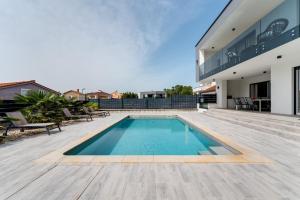 Beautiful new villa with a pool near beach - by TRAVELER tourist agency Krk ID 2410