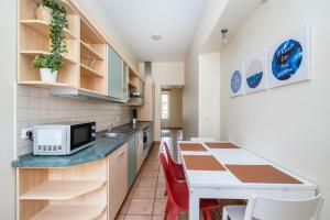 Central and Lovely Apartment in Vilnius Old Town by Reside Baltic