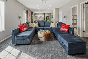 Charming 5BD - UNL 5mins - BBQ, Games & Backyard - 苏华德