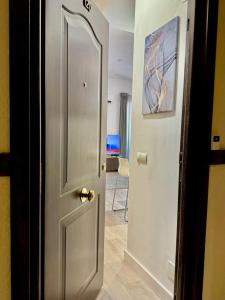 Home 120, Mansion Alhamar