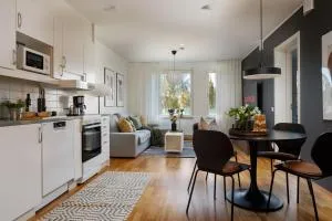 Guestly Homes - 1BR Executive Premium Suite - Harads