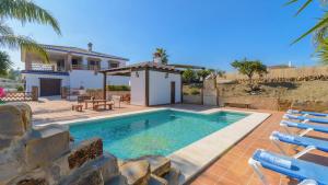 Villa Quilin Alhaurín el Grande by Ruralidays - 4hvězdičkové hotely ve městě Alhaurín el Grande