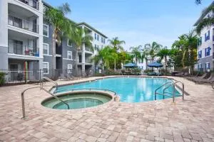 Budget Friendly 1 MI to USF Pool GYM - Pebble Creek