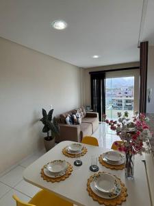 Excelente Apto Praia do Morro, 2Qts com Suite, Wi-Fi e Garagem