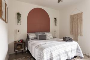 Amazing Location near Downtown and Riverwalk