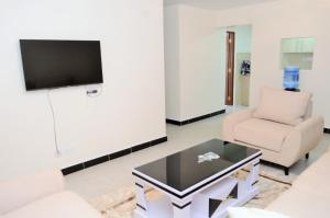 Olive Homes Stylish 3 Bedroom Getaway