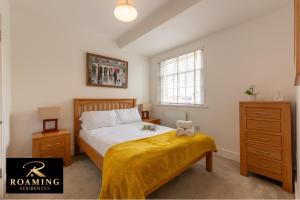 Sleeps 6 - Central - Free Secure Parking - 2 Bath