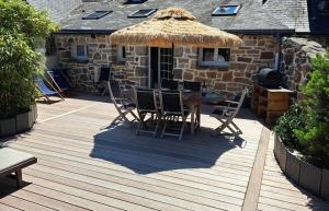 Maison de vacances en pierres à 700m des plages et du port