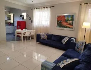 Apartamento próximo al centro médico HOMS - Hato Mayor