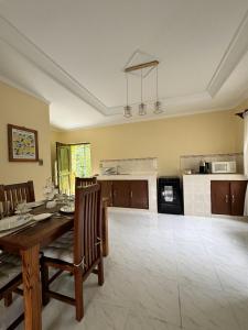 Cajigal Farmhouse - high speed converge internet and AC in 2 bedrooms