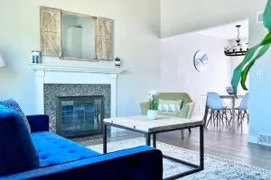 Bright Home - Huge Backyard 20 min - Denver & Boulder - 路易维尔