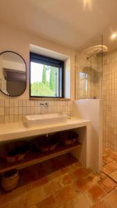 Maisons de vacances LE Mas Jas magnificent Mas Provencal - Lauris : photos des chambres