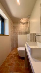 Maisons de vacances LE Mas Jas magnificent Mas Provencal - Lauris : Maison de Vacances