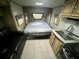 Mineral River Eco Caravan