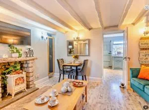 Charming Shepherd's Cottage, Pets Welcome,parking - Coity