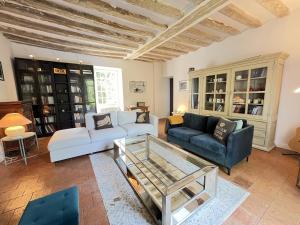 LOasis Familiale - Piscine - Parking - 10 pers