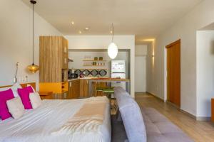 Opal Suites Apartments