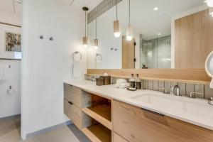 Electric Pass Lodge 504 by Snowmass Mountain Lodging