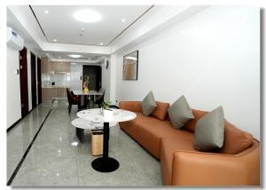 Golden Seagulls Hotel