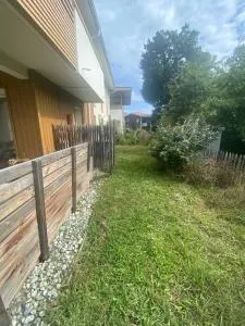 Appartement avec jardin - Tosse