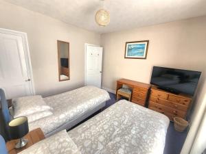 Comfortable Victorian 3 bedroom semi-detached house with fast Wi-Fi