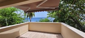 Schoelcher Beau T2 tout confort vue sur mer Wifi gratuit