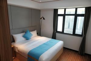 Golden Seagulls Hotel