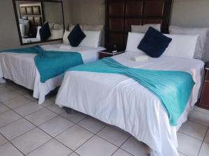 Kgakgamela Road Lodge