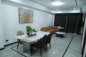 Golden Seagulls Hotel