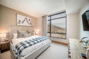 One Snowmass Residence Club 403 by Snowmass Mountain Lodging