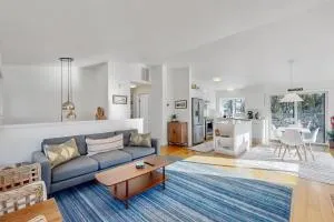 44North - Neahkahnie Beach