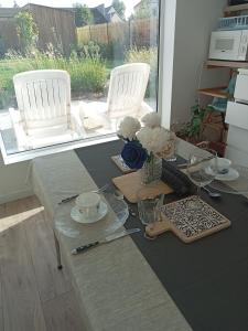 Maisons d'hotes Grand studio tout equipe : photos des chambres